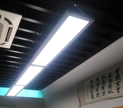 1x4ft LED up-down liner panel