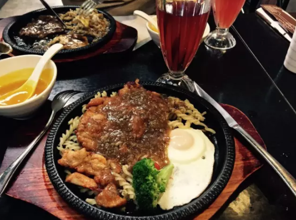【南京美食】南京最便宜的7家西餐厅,有颜有料,零花钱就吃得起!